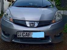 Honda FIT Shuttle 2013 Car