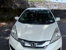 Honda Shuttle Navi Premium 2013 Car