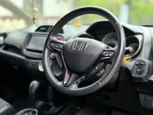 https://riyasewana.com/uploads/honda-shuttle-2014-319541512443.jpg