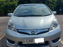 Honda FIT Shuttle 2013 Car