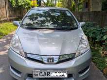 Honda Fit Shuttle 2013 Car