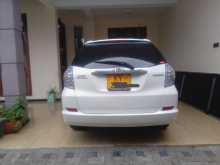 Honda FIT Shuttle 2012 Car