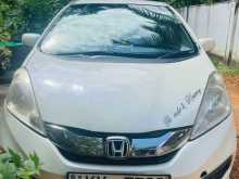 Honda FIT Shuttle 2013 Car