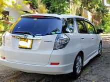 https://riyasewana.com/uploads/honda-shuttle-gp2-16211332133.jpg