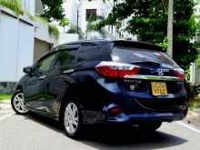 https://riyasewana.com/uploads/honda-shuttle-gp7-298273622482.jpg