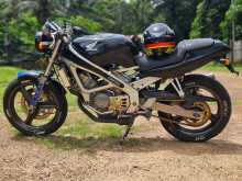 https://riyasewana.com/uploads/honda-spada-250-3011385013813.jpg