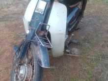 Honda Super Cub Custom 2000 Motorbike