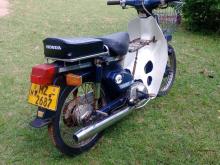 https://riyasewana.com/uploads/honda-super-cub-101218256295.jpg