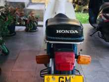 https://riyasewana.com/uploads/honda-super-cub-12121571903.jpg