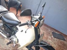 Honda Super Cub 2000 Motorbike