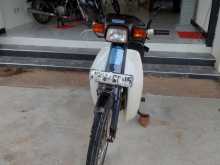 Honda Super Cub Custom 2003 Motorbike