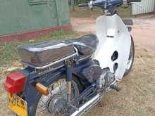 https://riyasewana.com/uploads/honda-super-cub-2015410613472.jpg