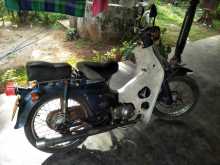 Honda Super Cub 90 2003 Motorbike