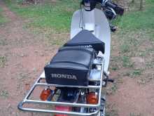 https://riyasewana.com/uploads/honda-super-cub-212122031556.jpg