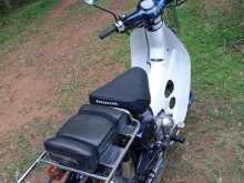 https://riyasewana.com/uploads/honda-super-cub-212122031955.jpg