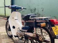 Honda Super Cub 50 2004 Motorbike