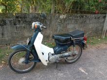 Honda Super Cub Custom 50 2004 Motorbike