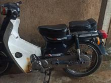 Honda Super Cub Custom 50 2001 Motorbike