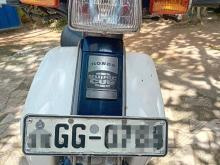Honda Super Cub Custom 50 2004 Motorbike