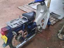 Honda Super Cub Custom 1984 Motorbike