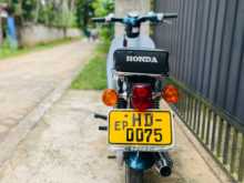 https://riyasewana.com/uploads/honda-super-cub-2823143413083.jpg
