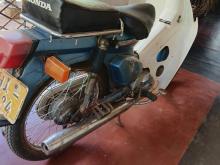 Honda Super Cub Custom 2006 Motorbike