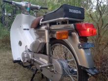 https://riyasewana.com/uploads/honda-super-cub-5728356356.jpg