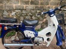 Honda Super Cub 50 2005 Motorbike