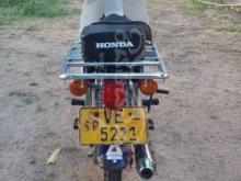 https://riyasewana.com/uploads/honda-super-cub-7190220607651.jpg