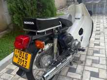 https://riyasewana.com/uploads/honda-super-cub-910250913102.jpg