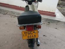 Honda Super Cub 90 2002 Motorbike