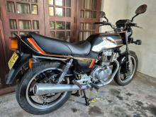 Honda Super Hawk 1984 Motorbike