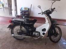 Honda Super Cub 2000 Motorbike