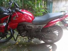 Honda CB Trigger 2015 Motorbike