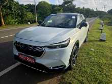 https://riyasewana.com/uploads/honda-vesel-2023-17590812364.jpg