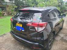 https://riyasewana.com/uploads/honda-vesel-3014011812.jpg