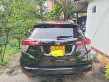 https://riyasewana.com/uploads/honda-vesel-30140118676.jpg
