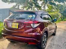 https://riyasewana.com/uploads/honda-vesel-612103222293.jpg