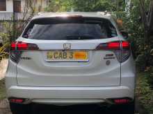 https://riyasewana.com/uploads/honda-vezal-1-5-2014-211400212624.jpg