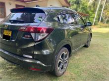 https://riyasewana.com/uploads/honda-vezal-112053396226.jpg