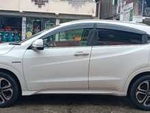 https://riyasewana.com/uploads/honda-vezal-211545054442.jpg