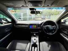 https://riyasewana.com/uploads/honda-vezal-2812310422863.jpg