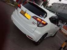 https://riyasewana.com/uploads/honda-vezal-31904084882.jpg