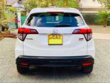 https://riyasewana.com/uploads/honda-vezeel-101955094612.jpg
