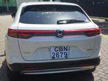 https://riyasewana.com/uploads/honda-vezel-1013475317902.jpg