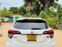 https://riyasewana.com/uploads/honda-vezel-1014074972.jpg