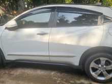 https://riyasewana.com/uploads/honda-vezel-10154019643.jpg