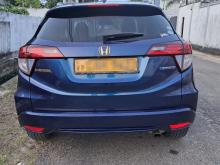 https://riyasewana.com/uploads/honda-vezel-10170117873.jpg