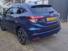 https://riyasewana.com/uploads/honda-vezel-10170117922.jpg