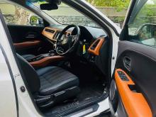 https://riyasewana.com/uploads/honda-vezel-1017562024673.jpg